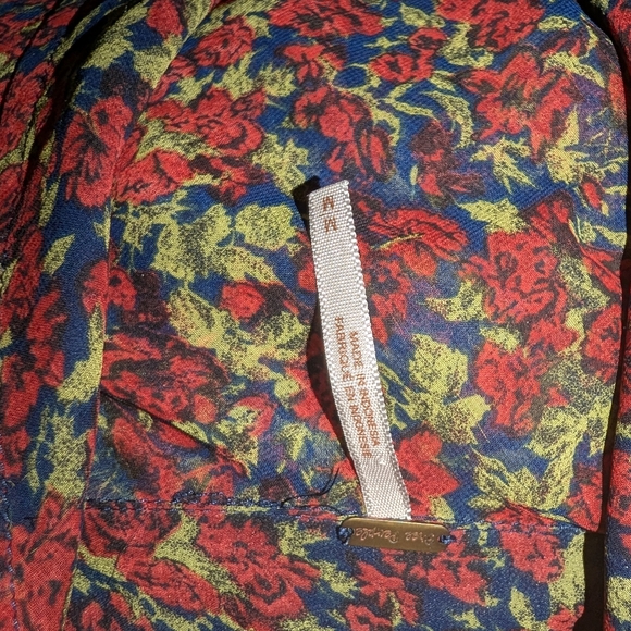 Free People Sheer Rose Floral Hi-low Button up - Picture 7 of 7